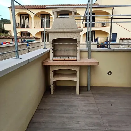 아파트 Il Polpoleo Apt In Portoazzurro 포르투 아주로